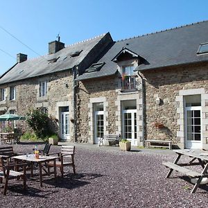 Hotel La Québécoise